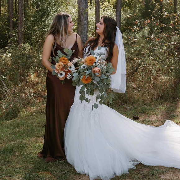 Revelry Dresses & Skirts - Revelry Skye Satin Dress